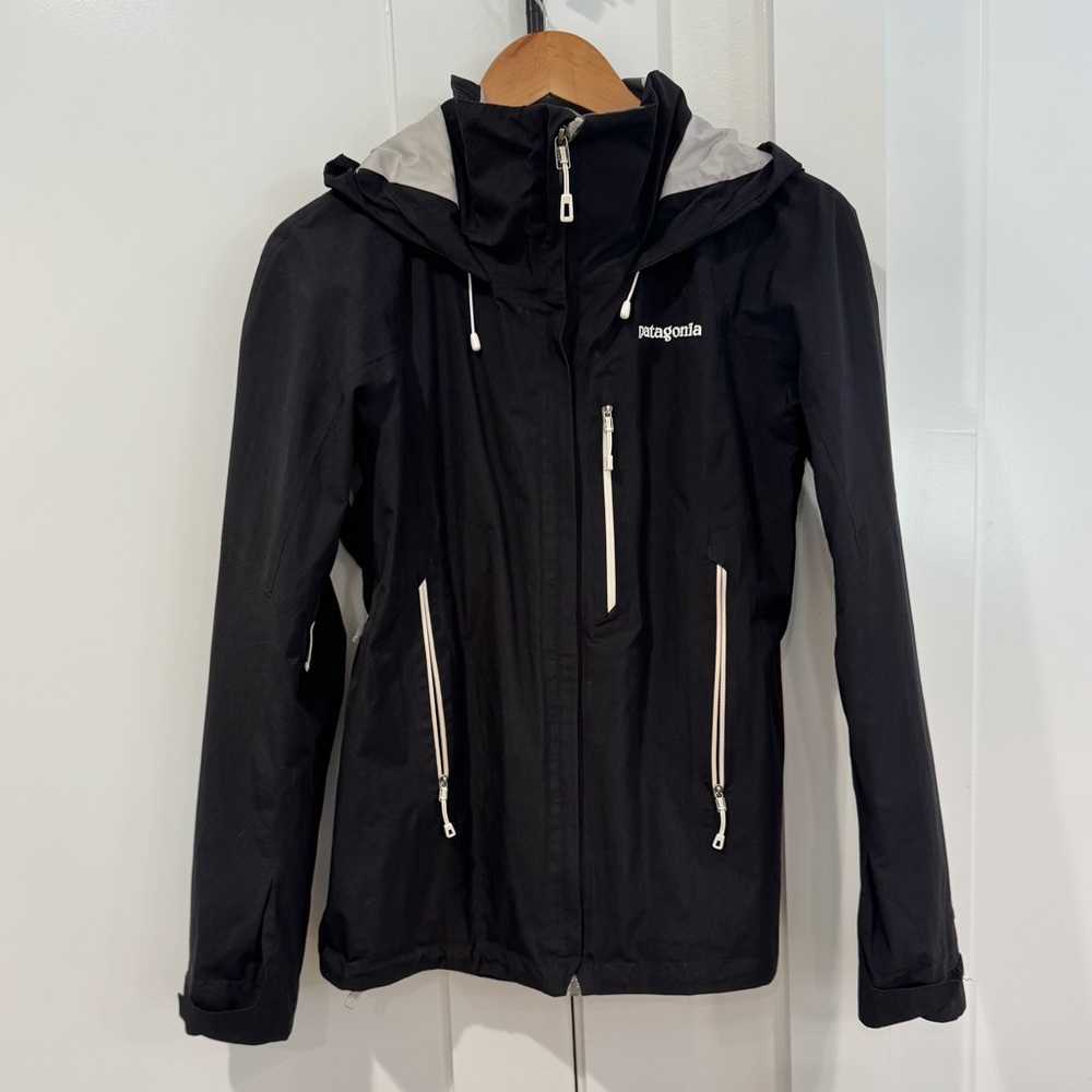 Patagonia Women's Black Rain Jacket